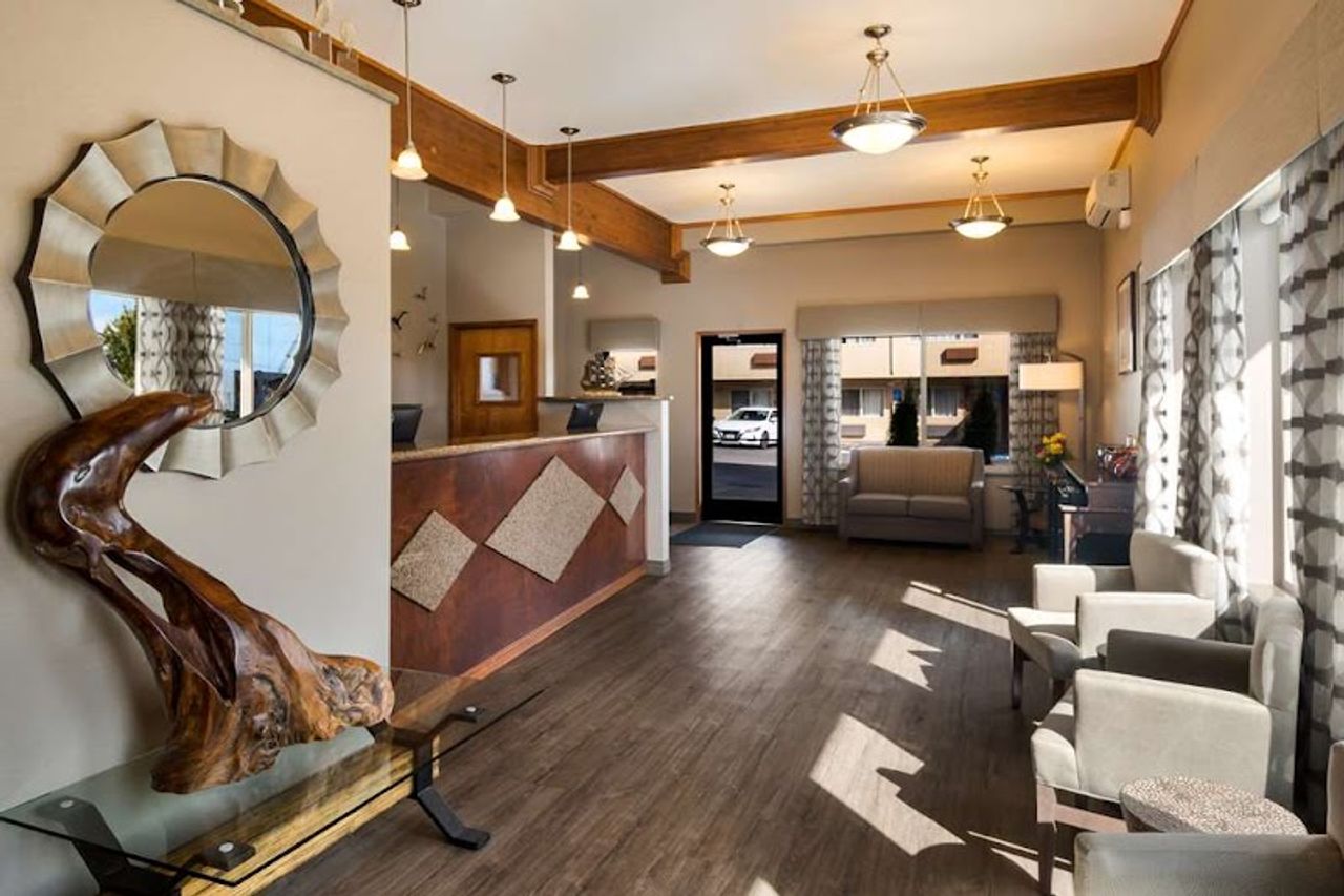 Photo of Best Western Holiday Hotel