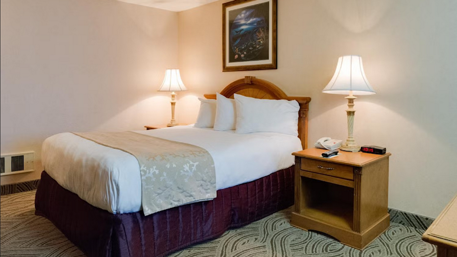 Photo of Promenade Inn & Suites Oceanfront