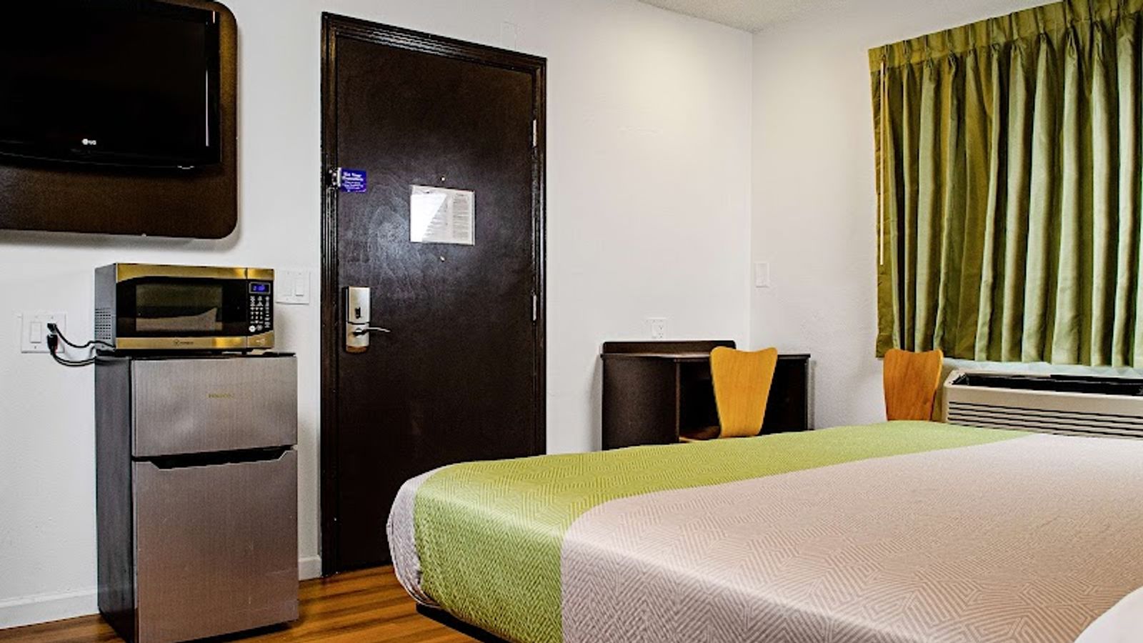 Photo of Motel 6 Modesto, CA - Downtown