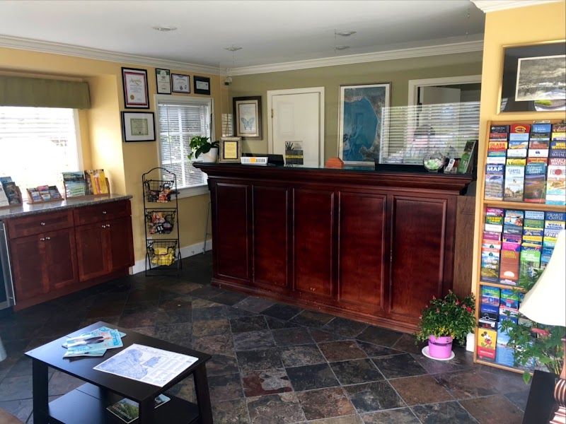 Photo of Sea Breeze Inn and Cottages - Lobby, Reception