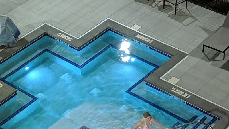 Photo of Courtyard Pullman