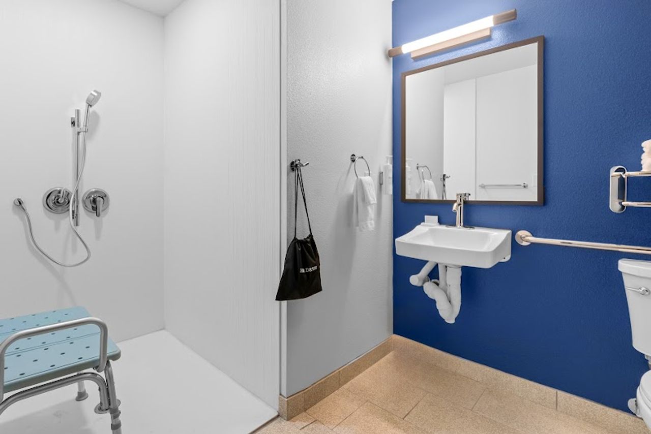 Photo of Spark by Hilton Modesto