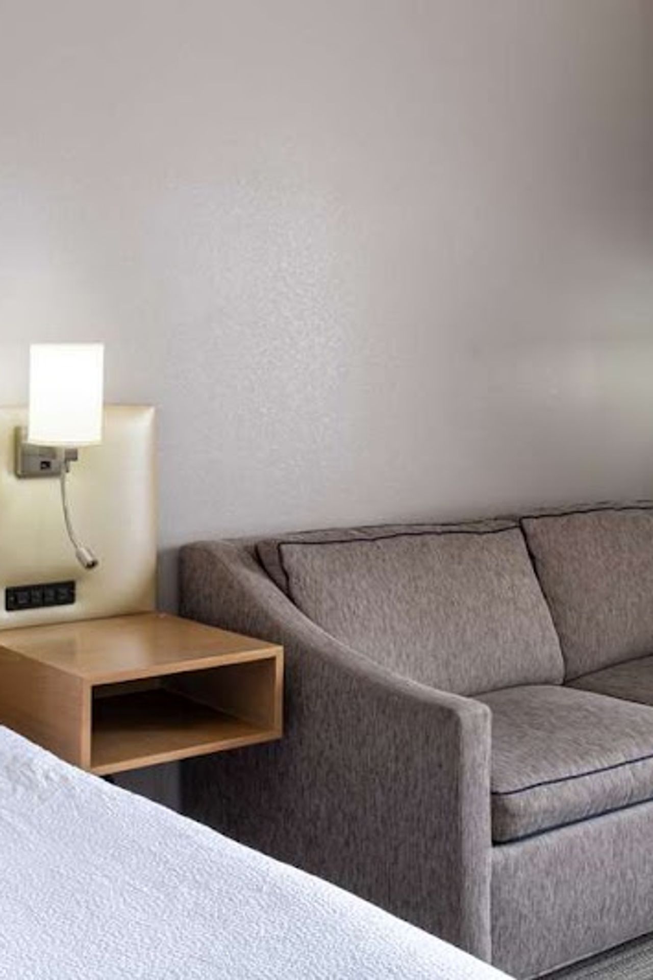 Photo of Hilton Garden Inn Bakersfield