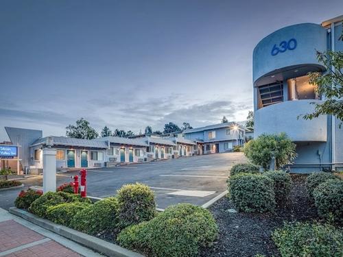Silicon Valley Inn
