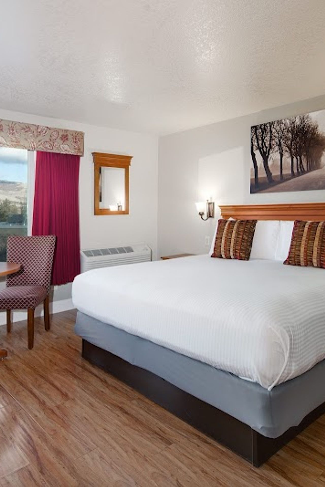 Photo of Stratford Inn