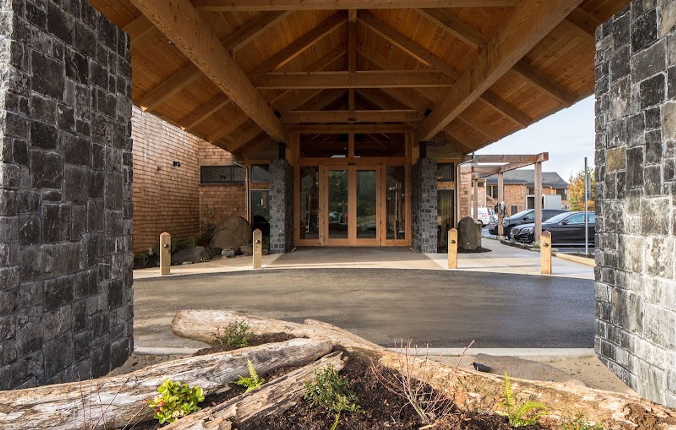 Headlands Coastal Lodge & Spa