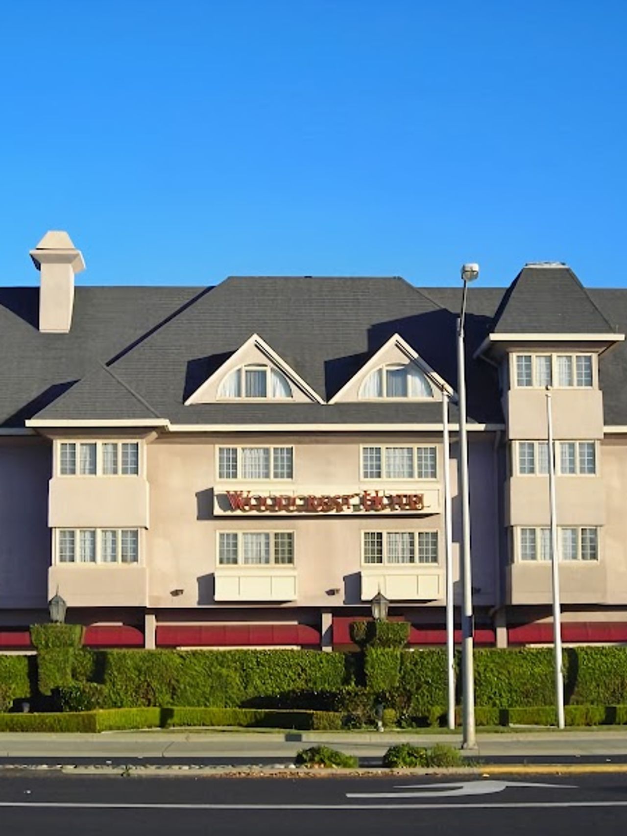 Photo of Woodcrest Hotel