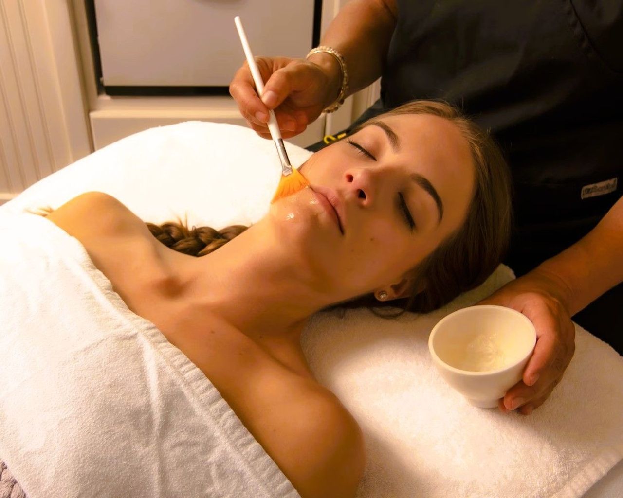 Photo of Overleaf Lodge - Spa, Body treatments, aromatherapy, hot stone massages, deep-tissue massages