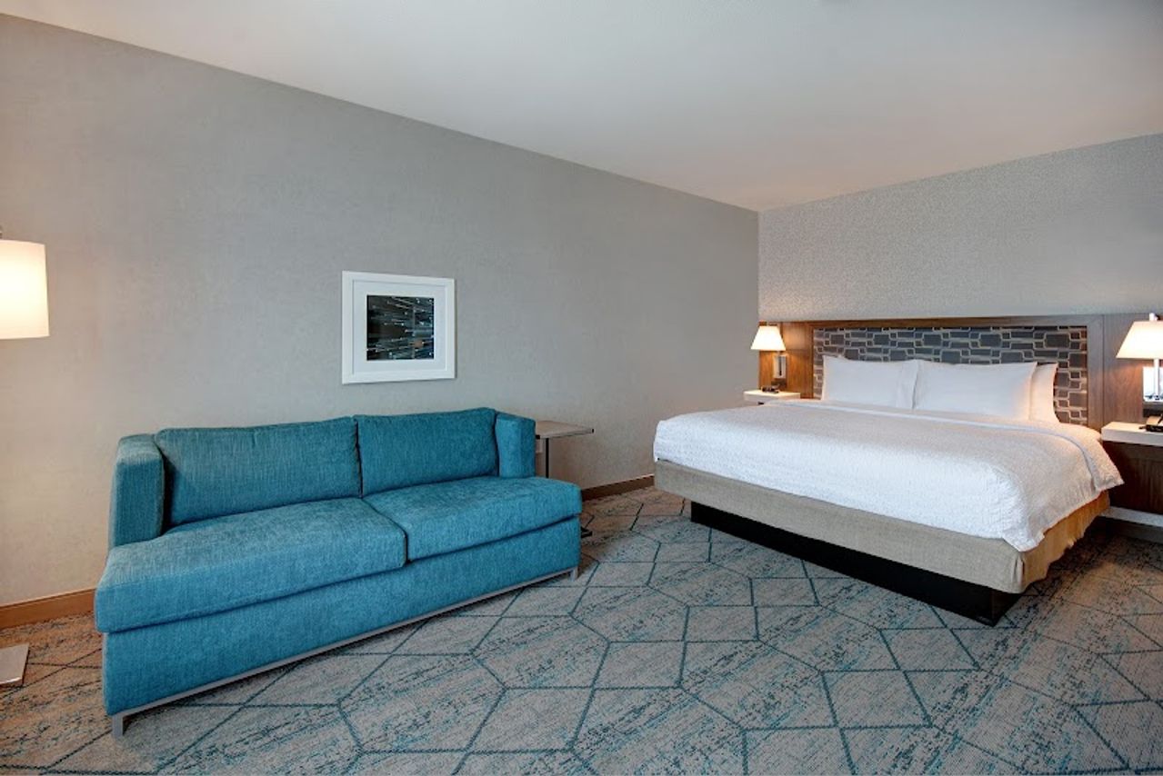 Photo of Hampton Inn & Suites Sunnyvale Silicon Valley