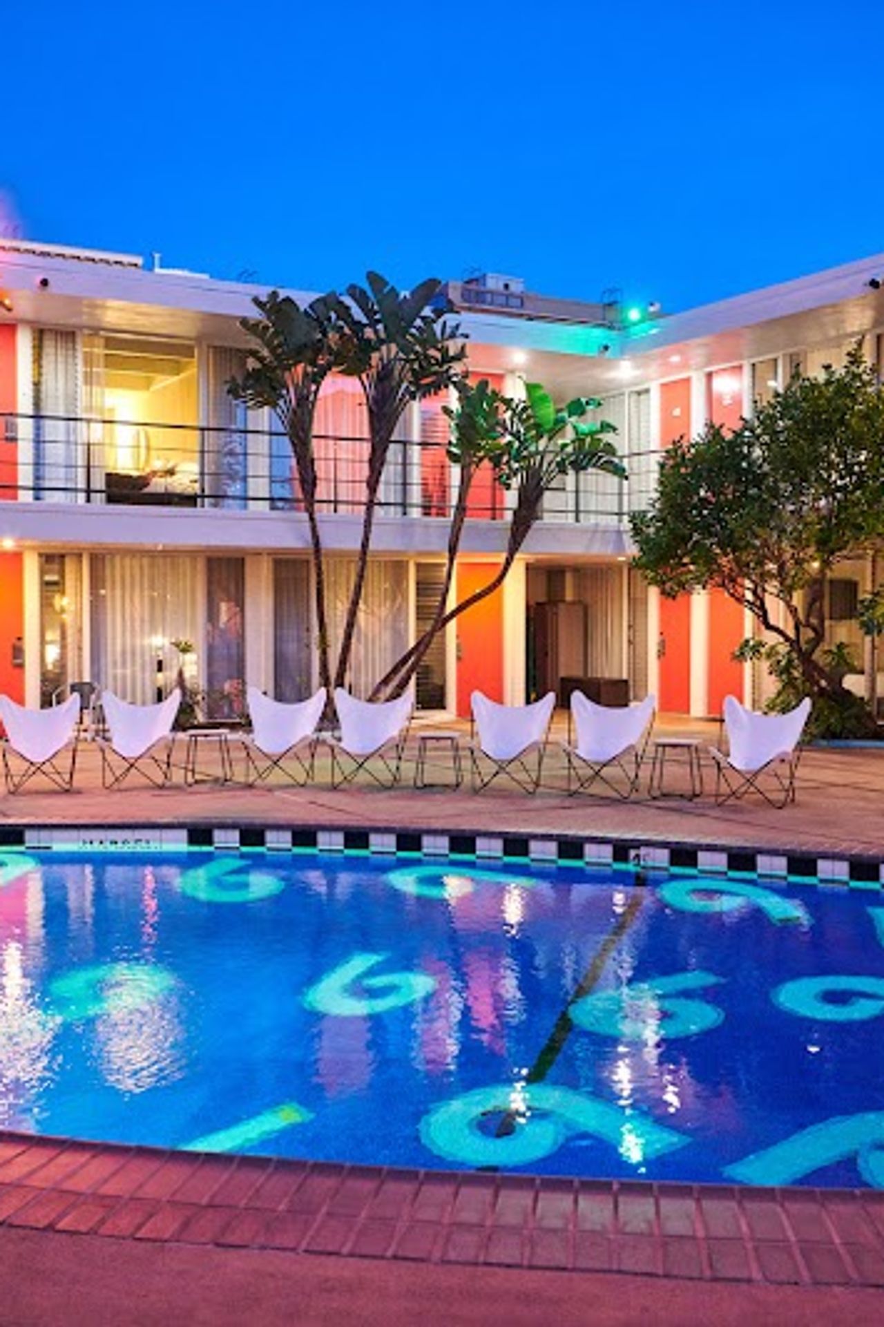 Photo of Phoenix Hotel
