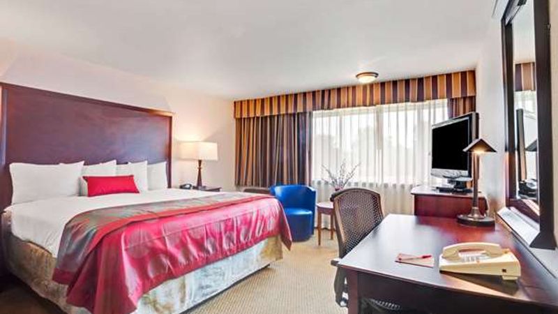 Photo of Ramada by Wyndham Tukwila Southcenter