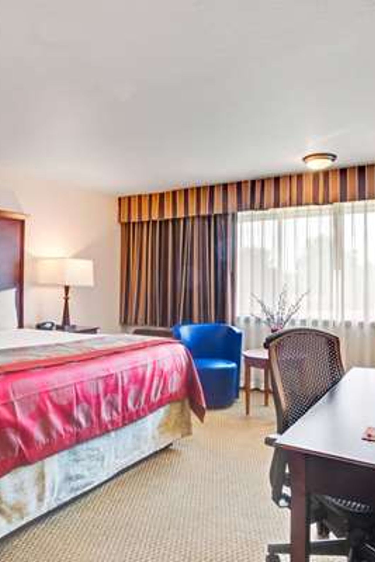 Photo of Ramada by Wyndham Tukwila Southcenter