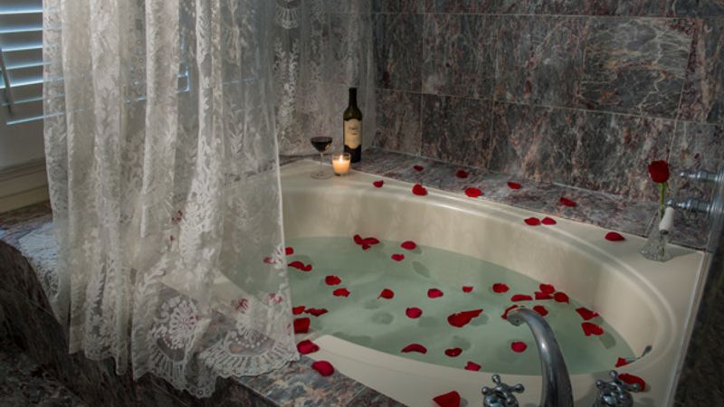 Photo of The Monterey Hotel - Private deep soaking tub