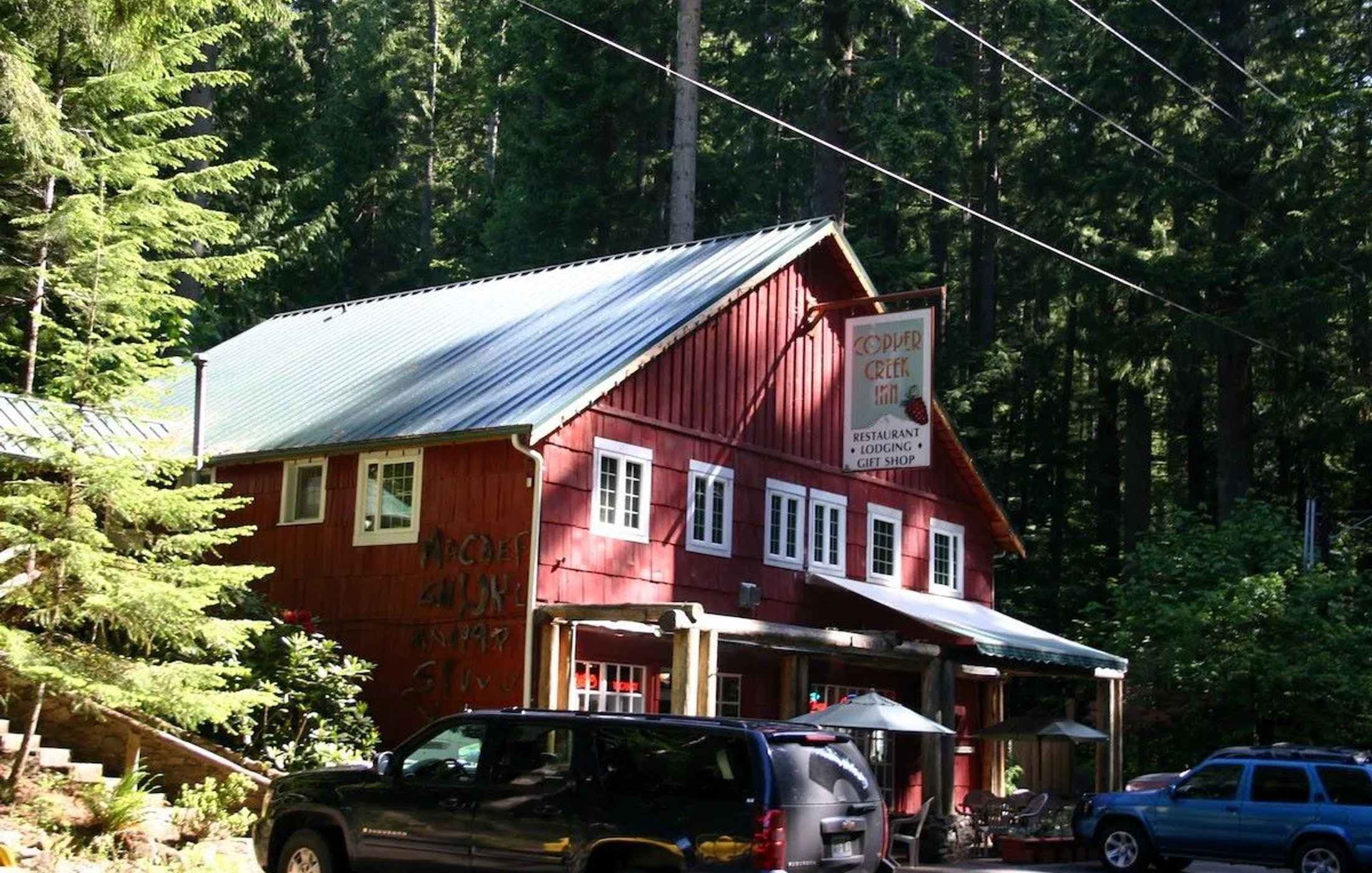 Copper Creek Inn Restaurant & Lodging
