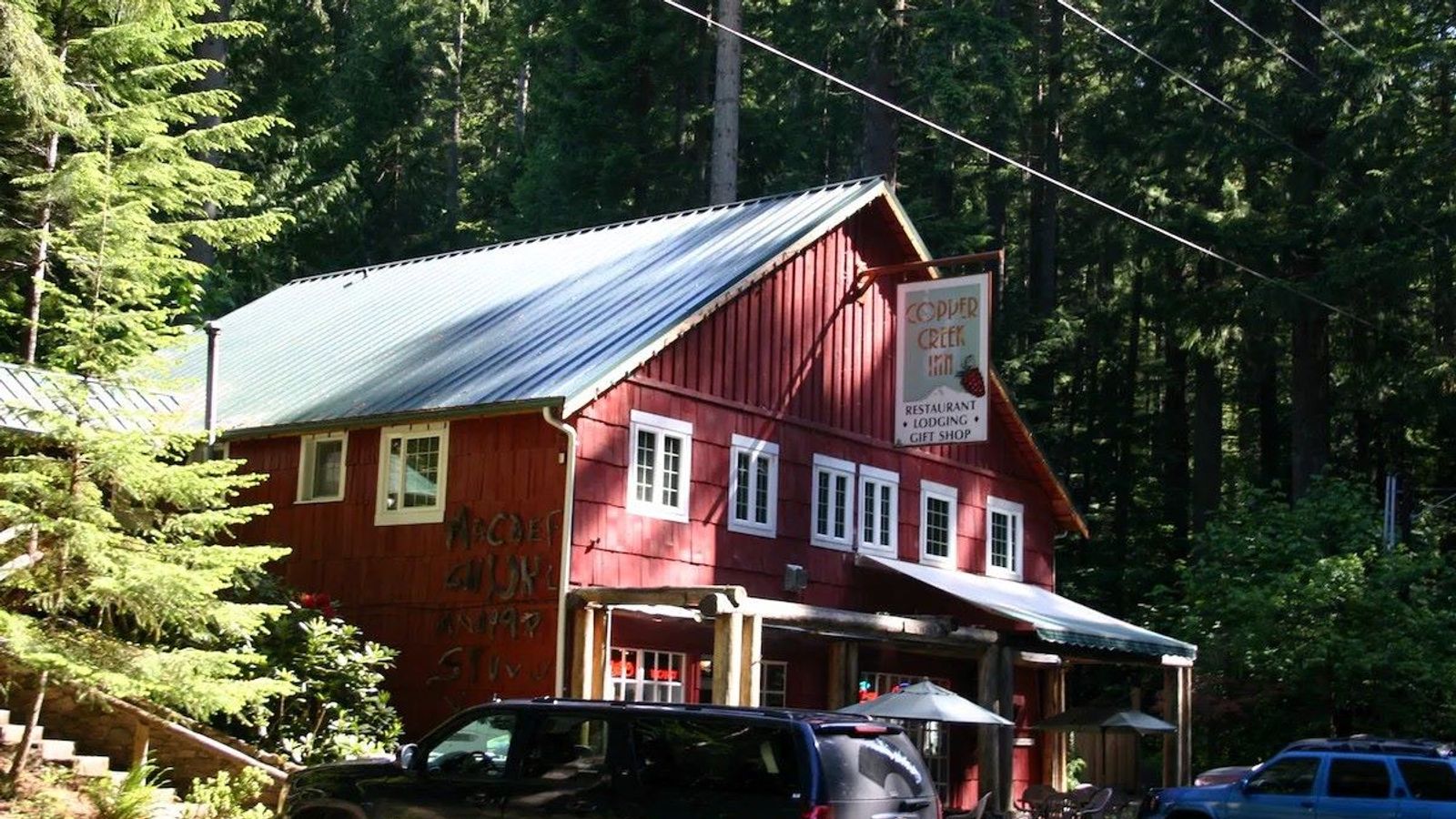 Copper Creek Inn Restaurant & Lodging