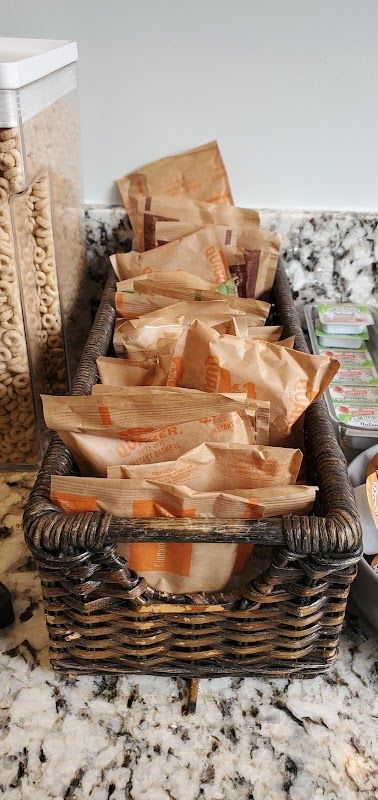 Photo of Colton Inn - Breakfast Room