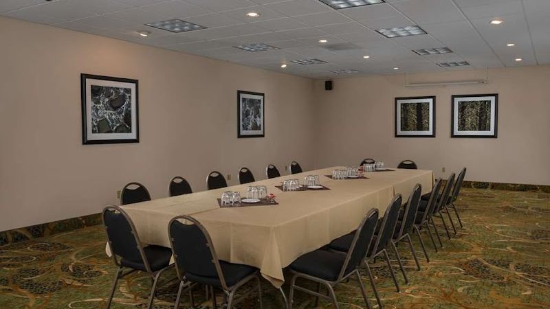 Photo of Best Western Plus Agate Beach Inn