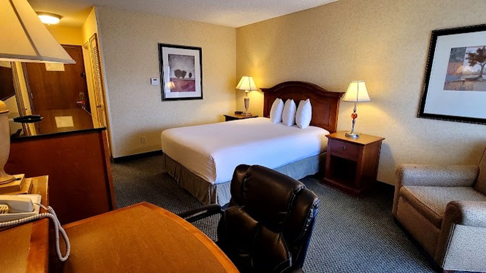 Photo of Red Lion Hotel Wenatchee City Center