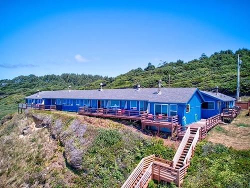 Moolack Shores Inn