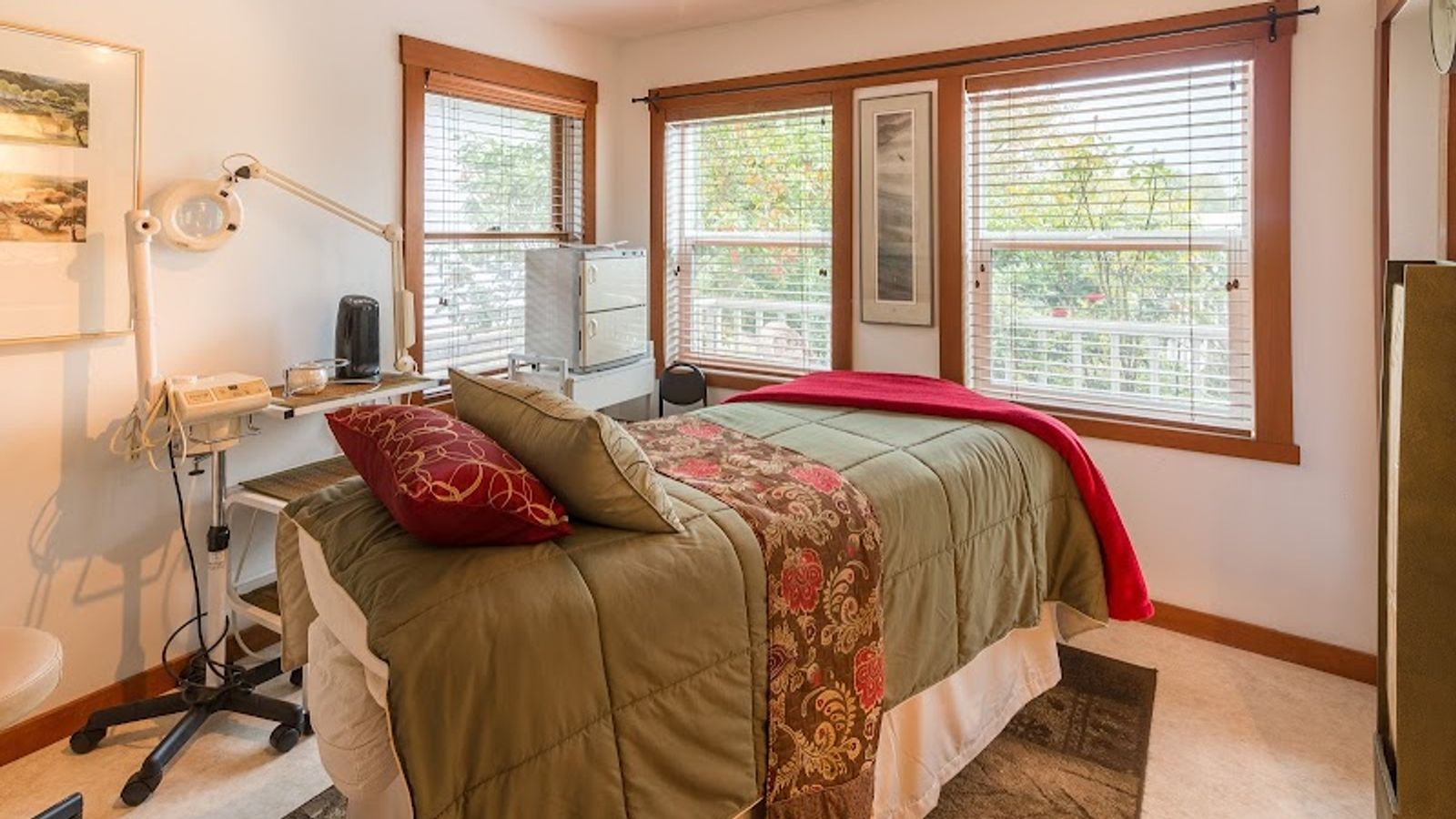 Photo of The Heron Inn and Day Spa - A Bed & Breakfast