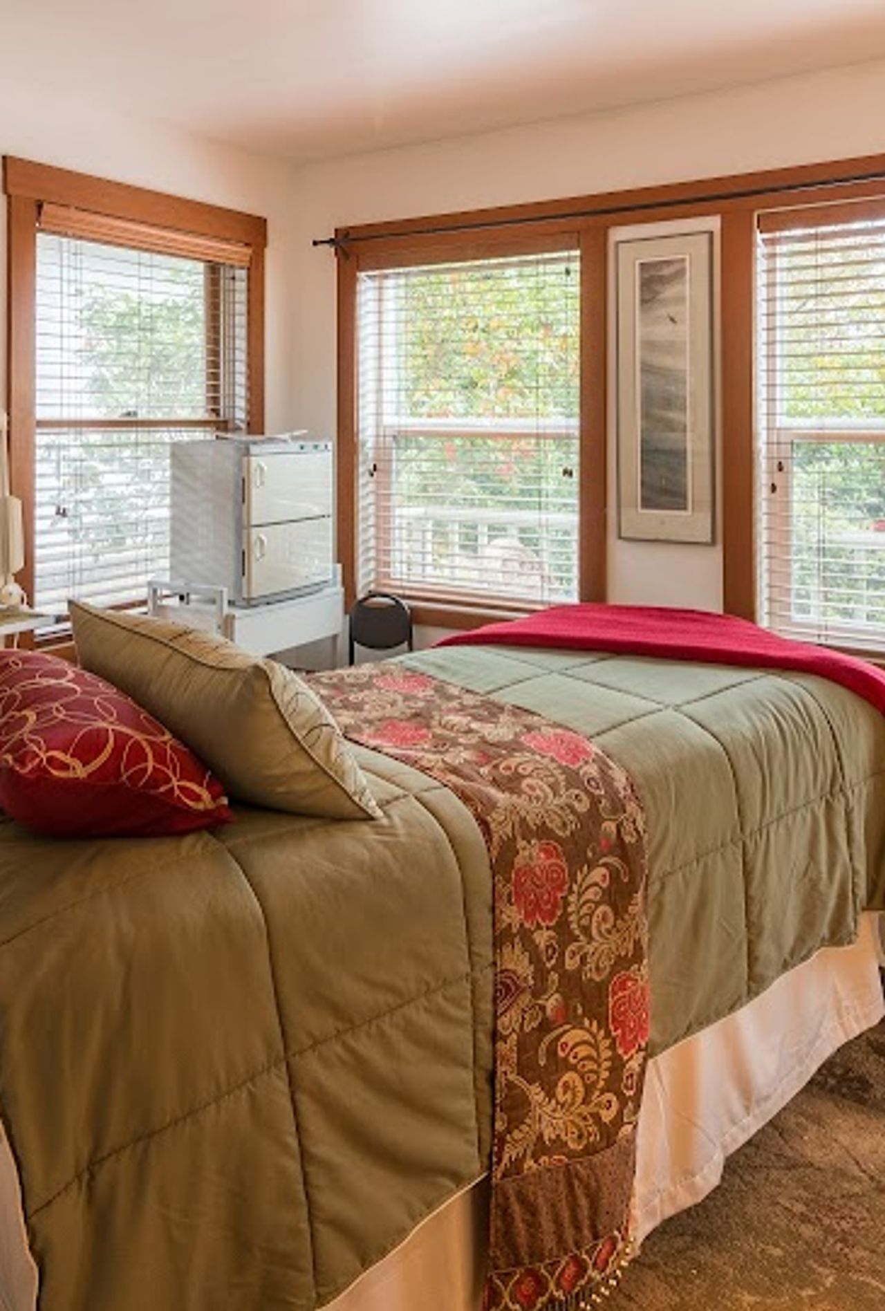 Photo of The Heron Inn and Day Spa - A Bed & Breakfast