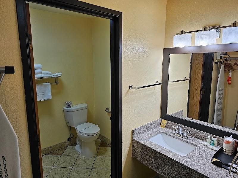 Photo of Quality Inn & Suites Medford Airport