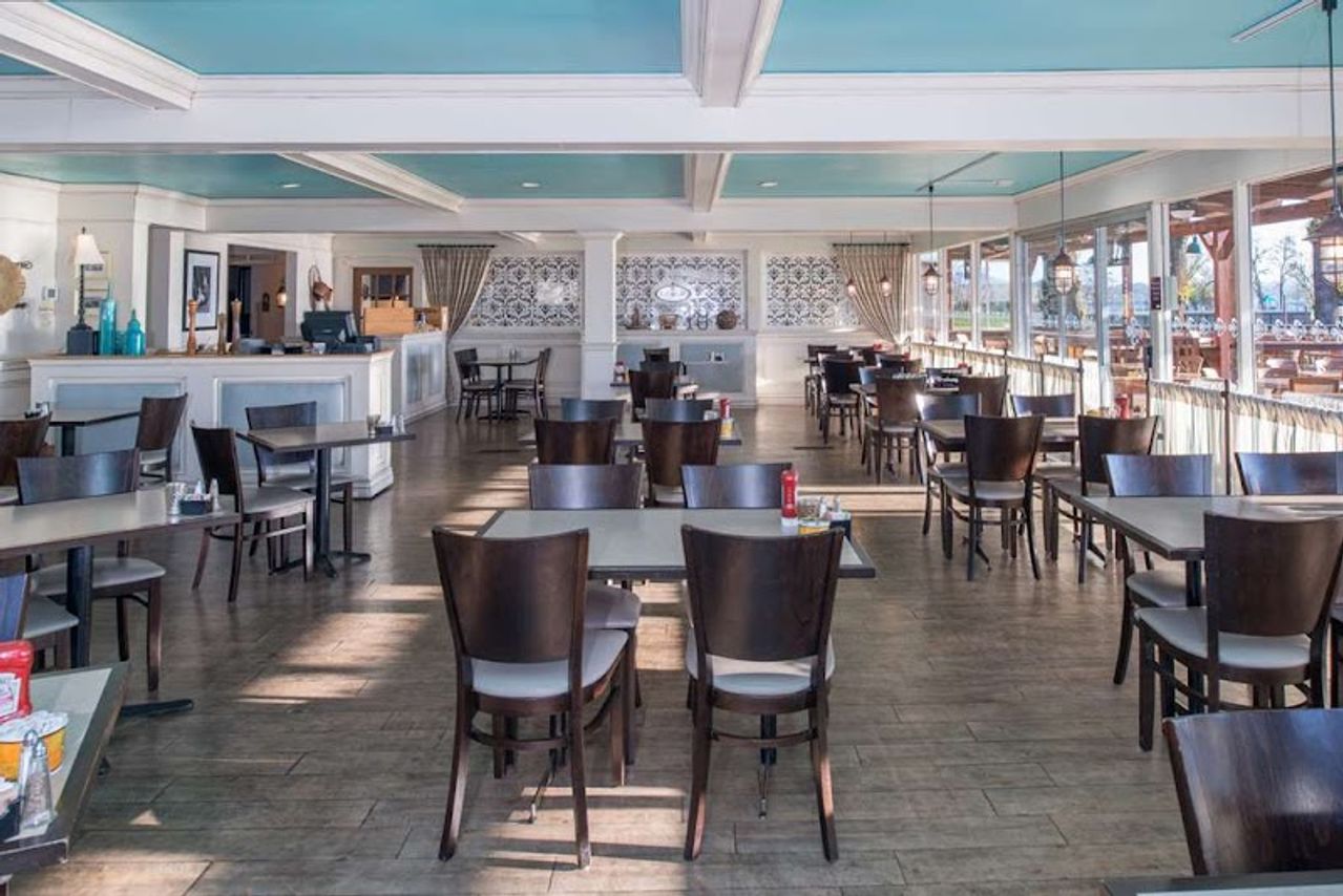 Photo of Best Western Edgewater Resort