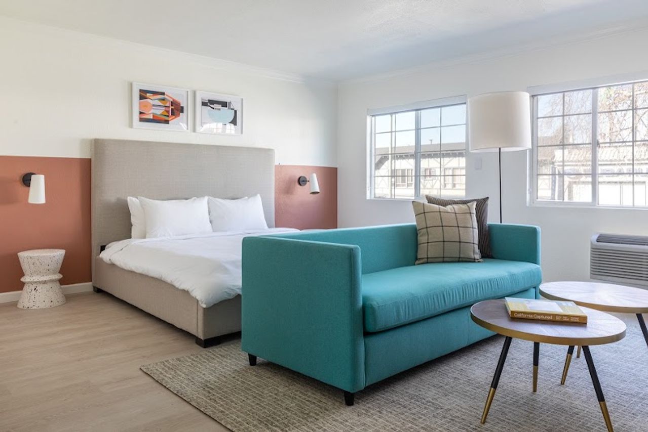 Photo of Signature Inn Berkeley Oakland