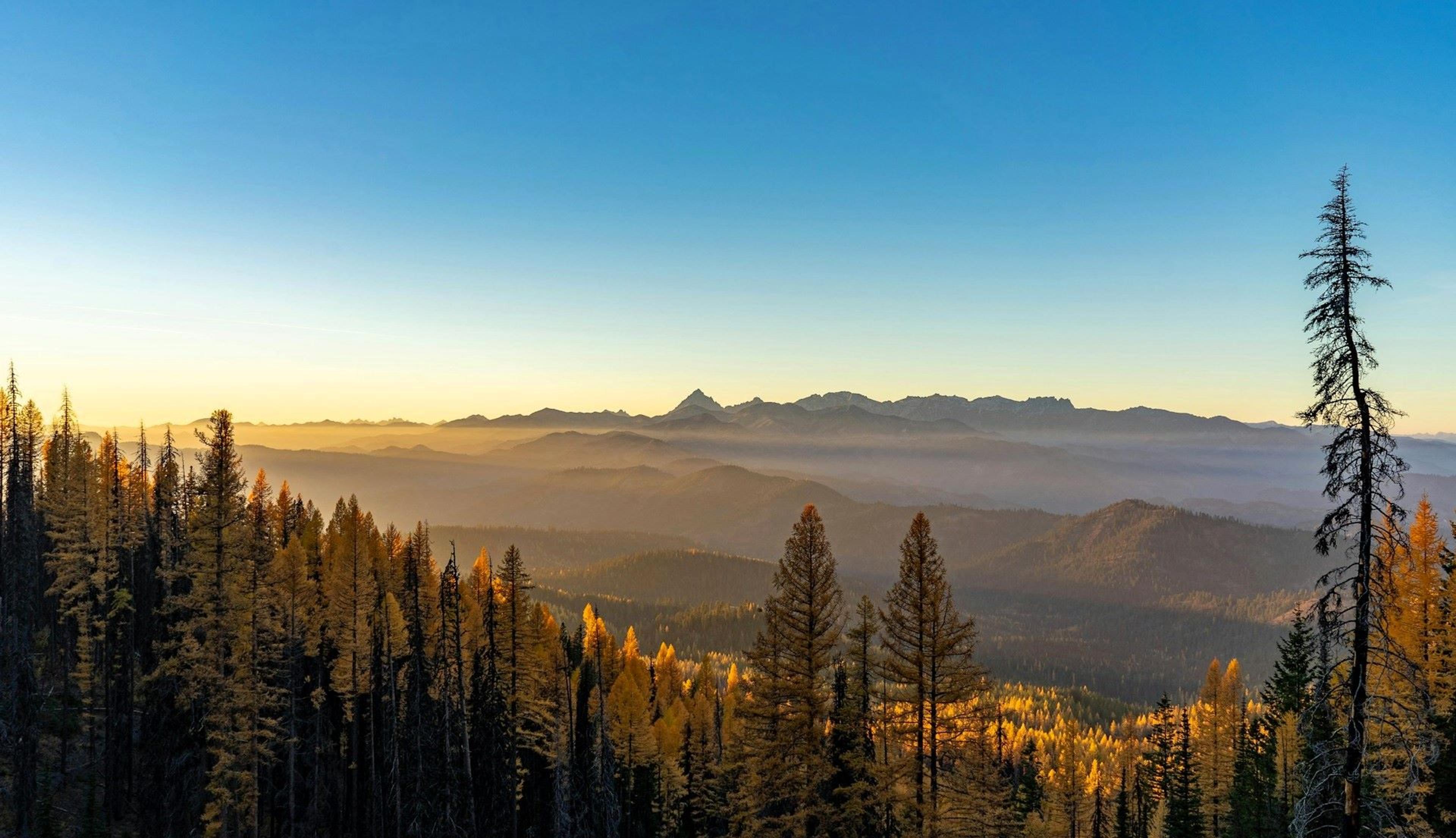 Scenic view from the mountains in the state of Washington.