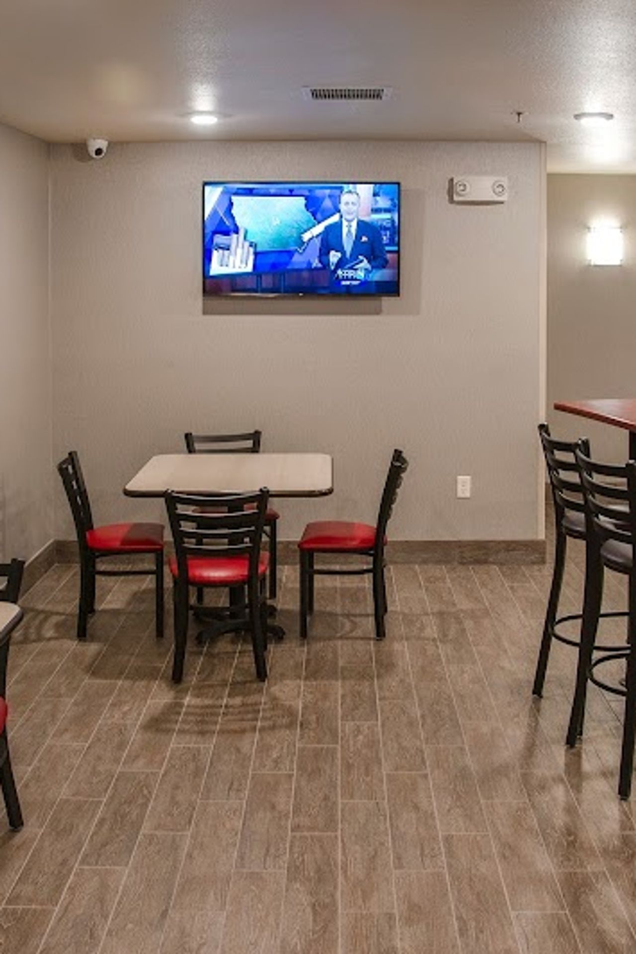 Photo of My Place Hotel-Medford, OR