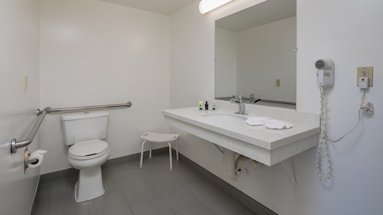 Photo of Redwood Creek Inn