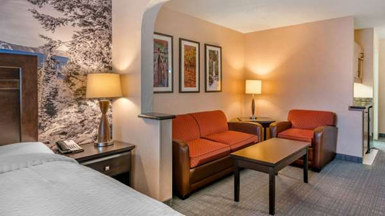 Photo of Clarion Pointe Medford