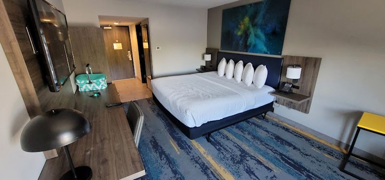 Photo of La Quinta Inn & Suites by Wyndham Spokane Downtown