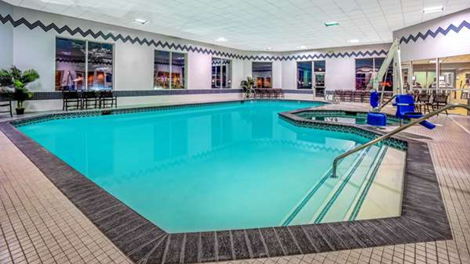 Photo of La Quinta Inn & Suites by Wyndham Coeur d Alene