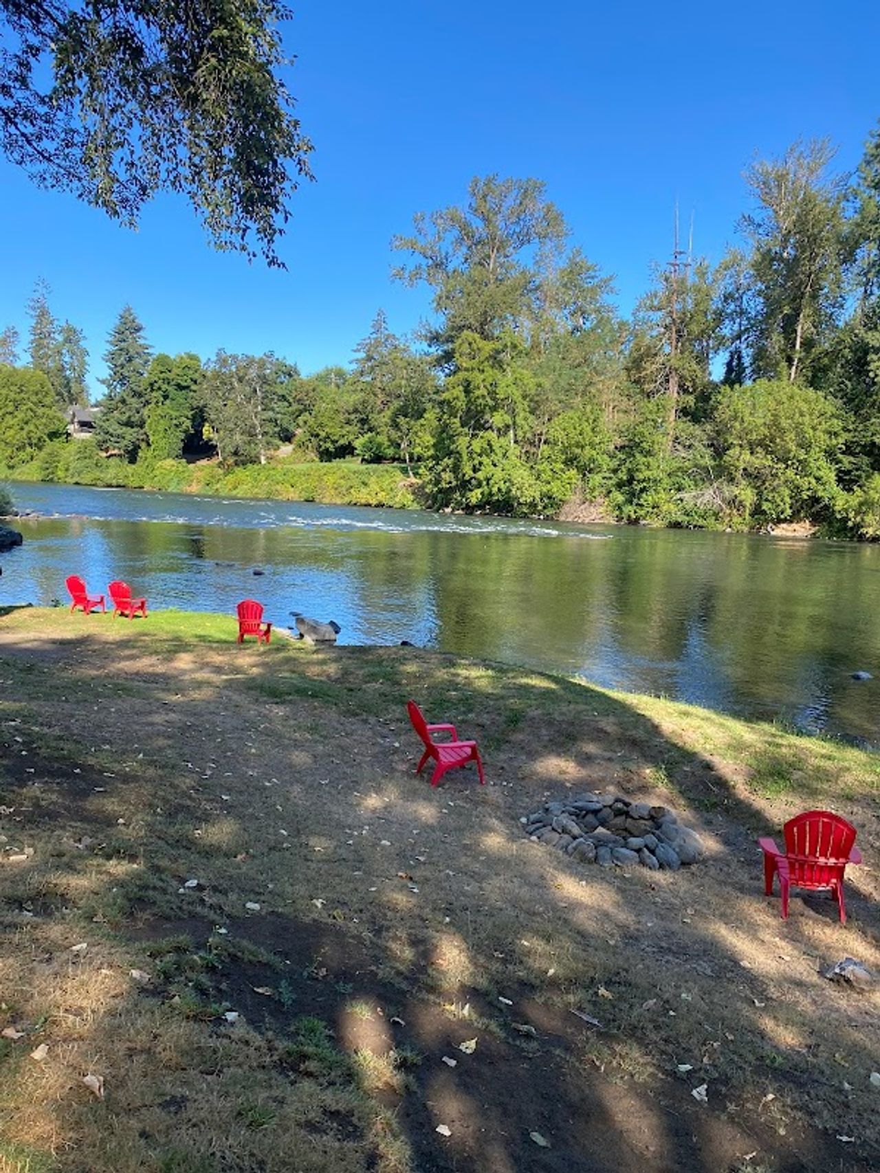 Photo of Rogue River Resort