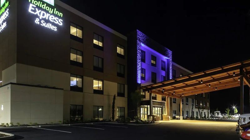 Holiday Inn Express & Suites the Dalles