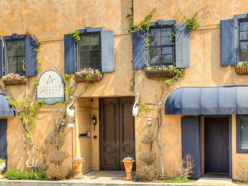 Ashland Creek Inn
