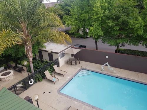 Photo of Courtyard Stockton