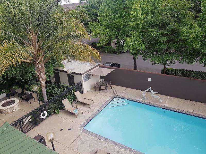 Photo of Courtyard Stockton