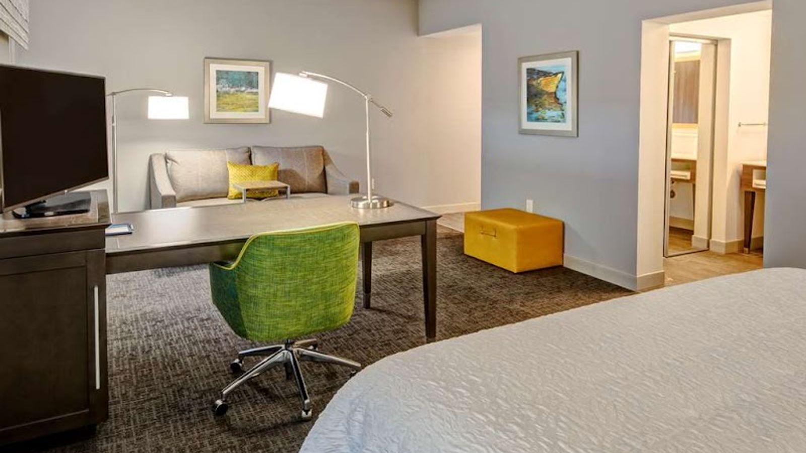 Photo of Hampton Inn & Suites San Jose Airport