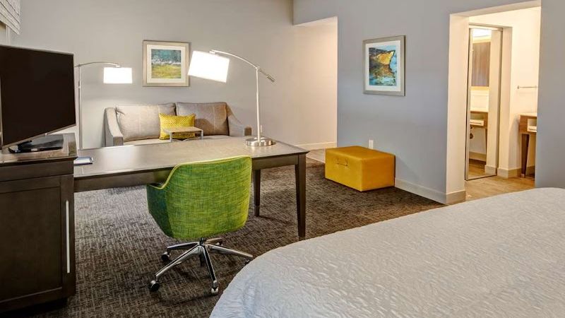 Photo of Hampton Inn & Suites San Jose Airport