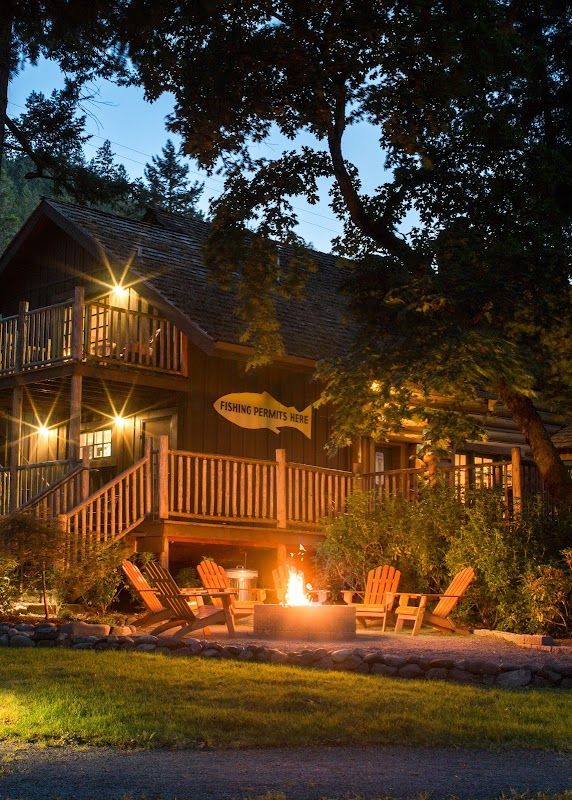 Photo of Weasku Inn - Outdoor seating area, firepit