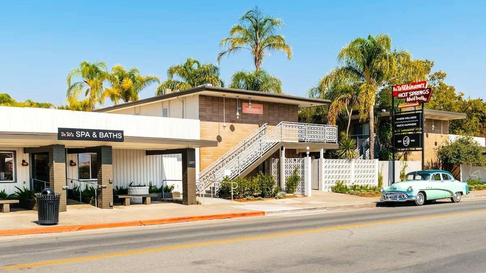 Dr. Wilkinson's Backyard Resort & Mineral Springs