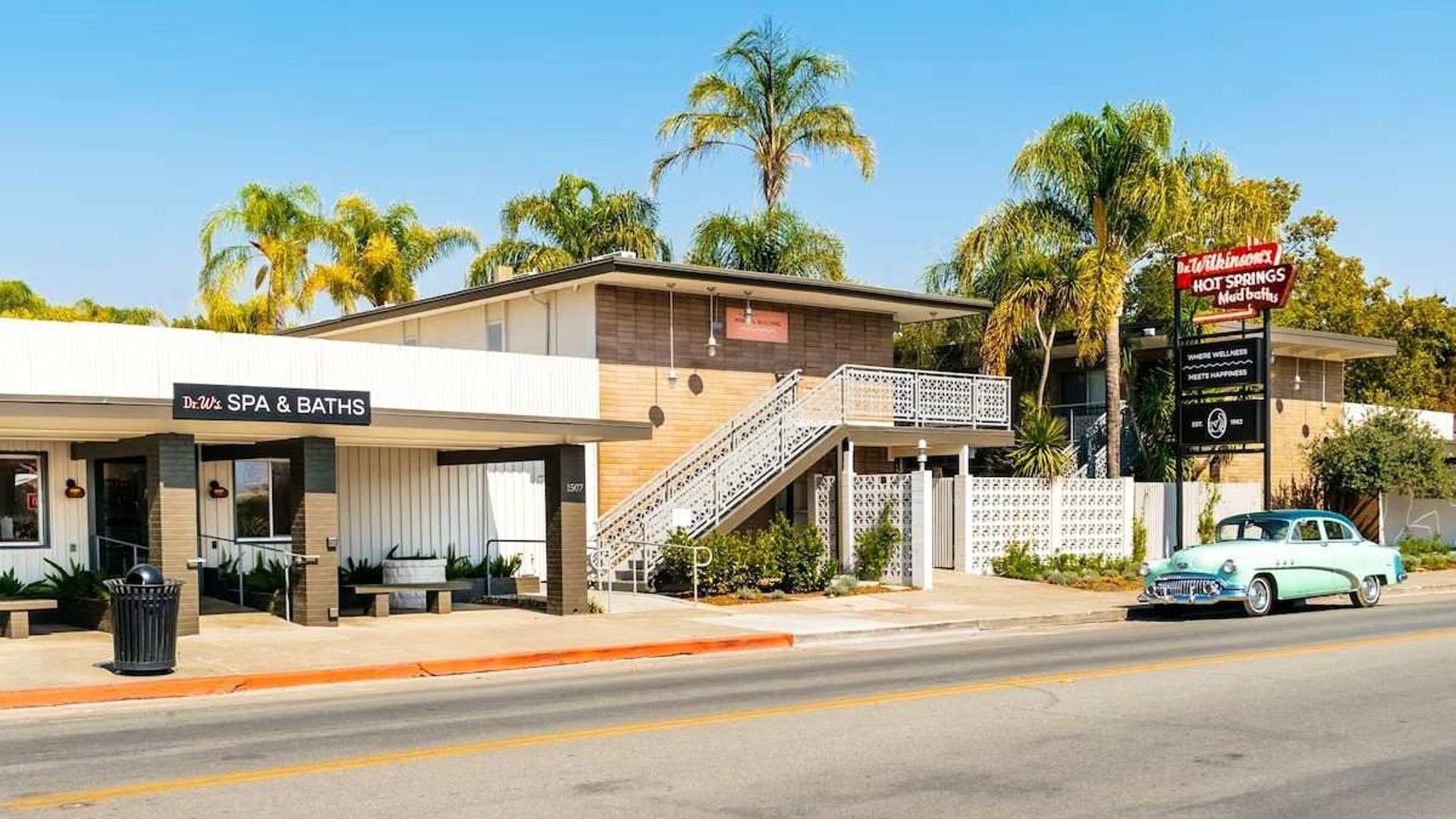 Dr. Wilkinson's Backyard Resort & Mineral Springs