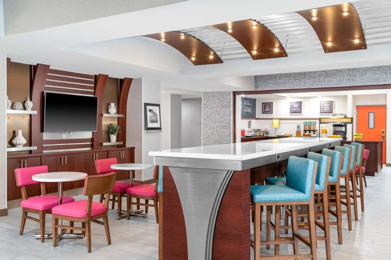 Photo of Hampton Inn & Suites Sacramento-Cal Expo