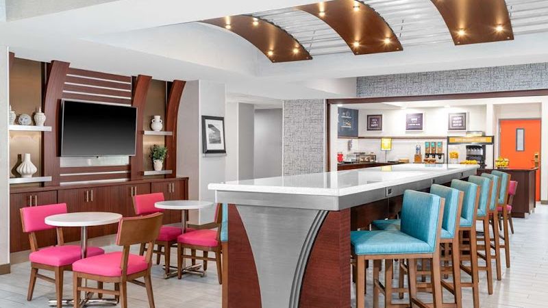 Photo of Hampton Inn & Suites Sacramento-Cal Expo