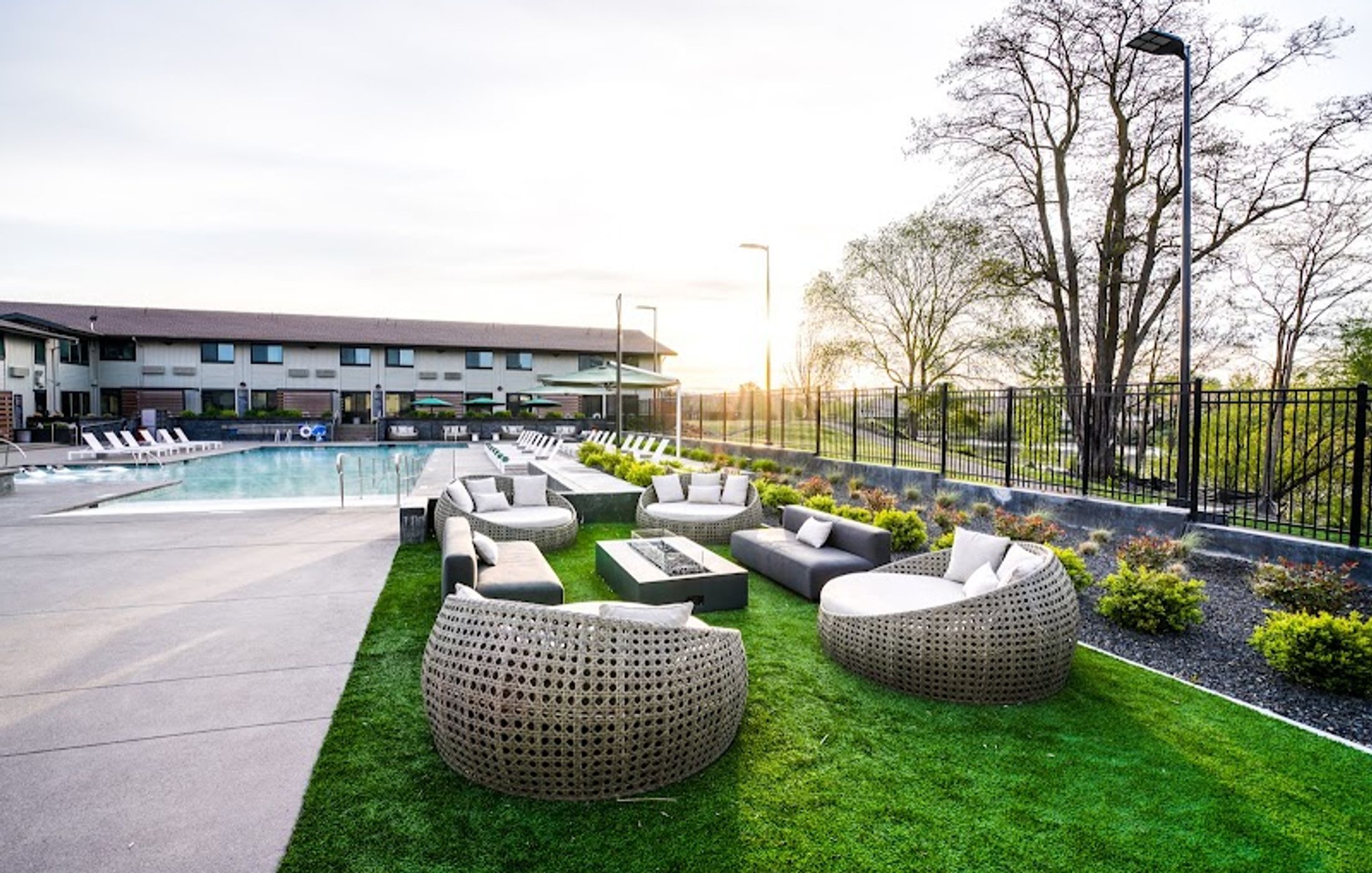 Ruby River Hotel