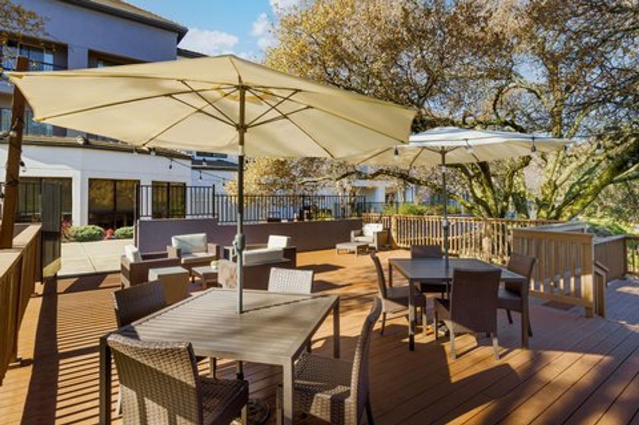 Photo of Courtyard Roseville