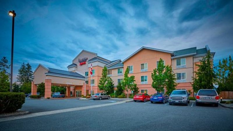 Fairfield Inn & Suites Burlington