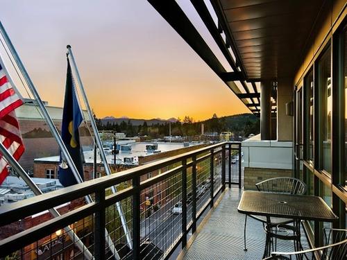 Oxford Hotel Bend